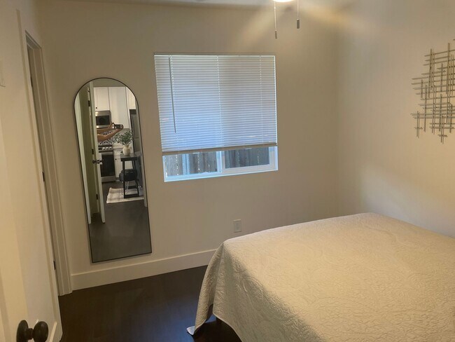 Foto del edificio - Coming soon! You won't want to miss this one! Beautiful fully furnished 1 Bedroom, 1 bath ADU in ...