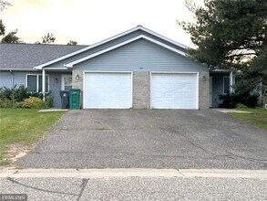 Building Photo - 855 Highview Dr