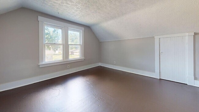 Foto del edificio - Beautiful 3 Bedroom 2 bathroom - Single Family Home