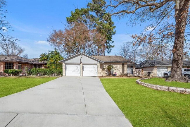 Foto del edificio - 2539 Foliage Green Dr