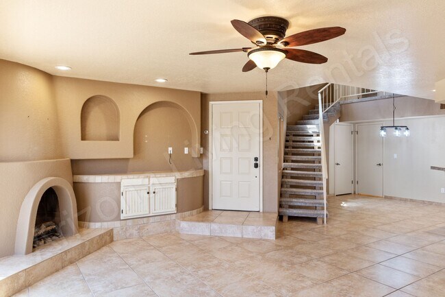 Foto del edificio - SPACIOUS CONDO WITH POOL