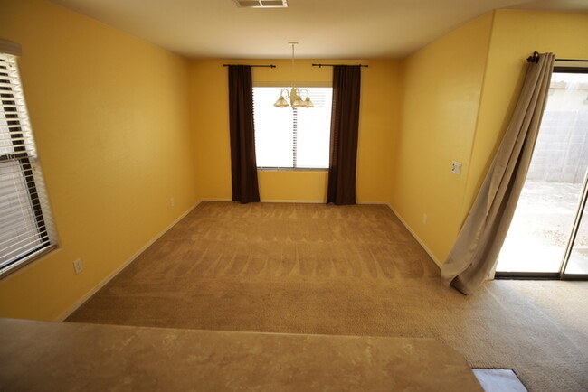 Building Photo - Jacobs Ranch Community