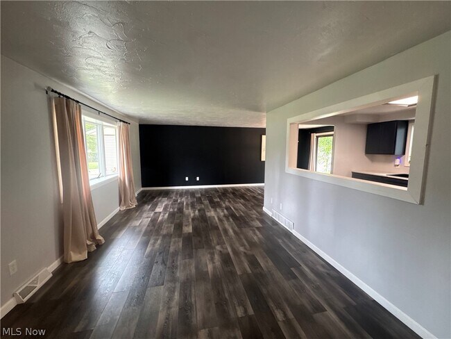 Foto del edificio - 4173 Cambridge Ave