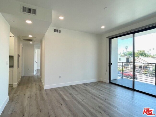 Foto del edificio - 14612 Calvert St