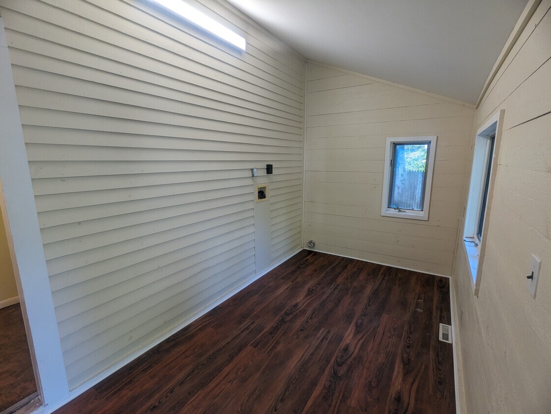 Foto principal - 809 Gage St