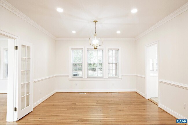 Foto del edificio - 675 Evergreen Ave