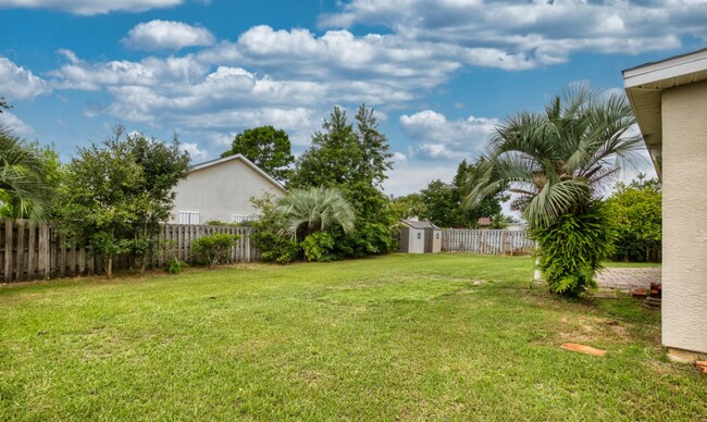 Building Photo - Summerwood