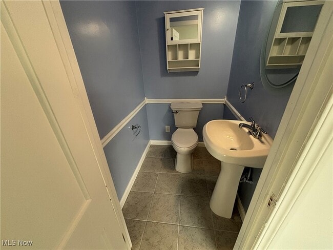 Building Photo - 4739 W 125th St