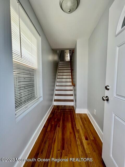 Foto del edificio - 80 Center Ave