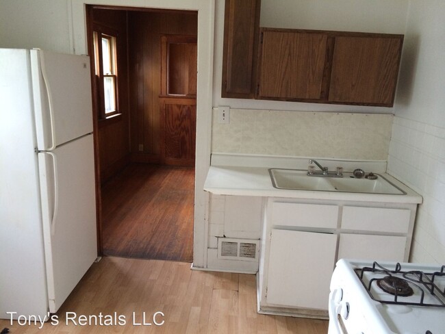 Building Photo - 3 br, 1 bath House - 408 Newell Street