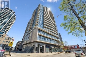 Building Photo - 530-1530 St Clair Ave W
