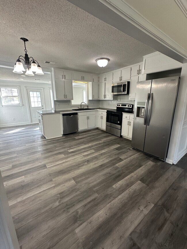 Foto del edificio - 5635 Austin Garner Rd