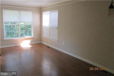 Foto del edificio - 178 Goldsborough Dr