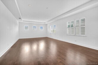 Building Photo - 13482 Artisan Cir