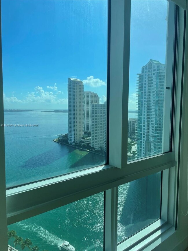 Building Photo - 300 S Biscayne Blvd