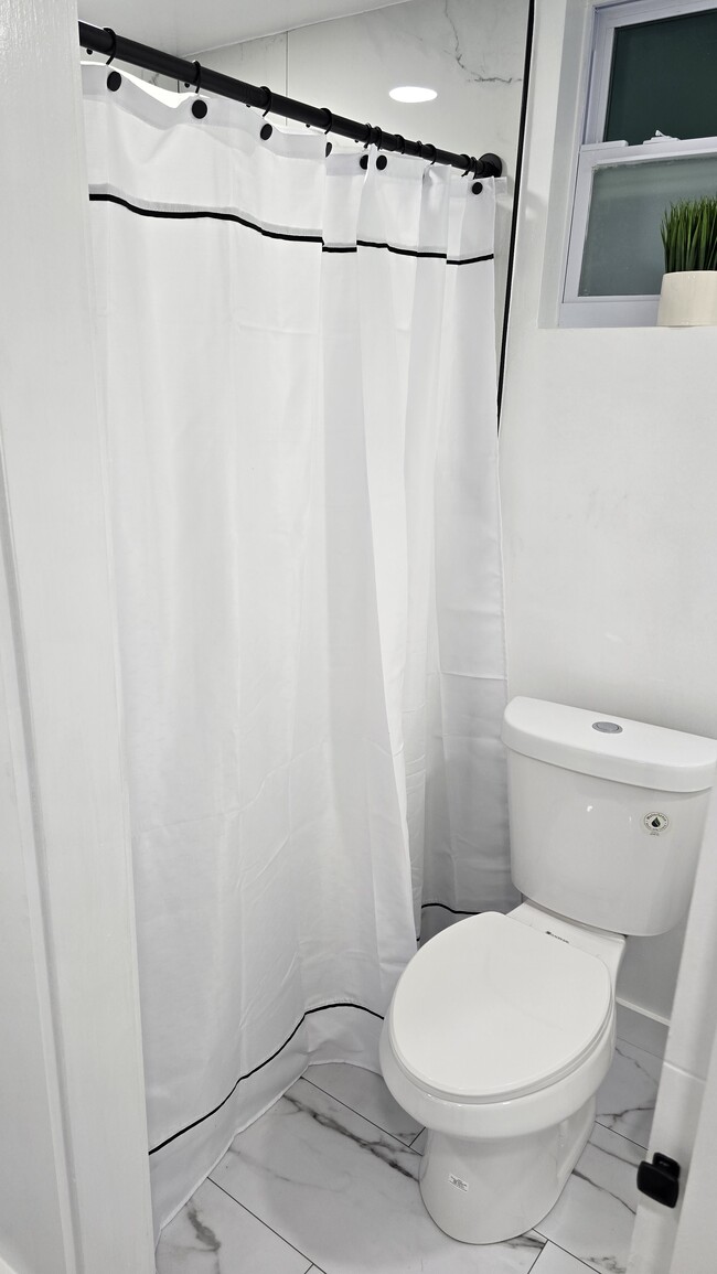 Building Photo - 19353 SW 103rd Ct