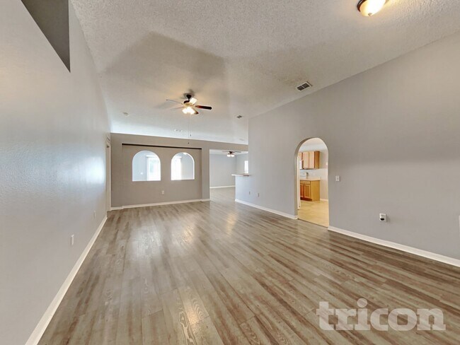 Foto del edificio - 12945 Bridleford Dr