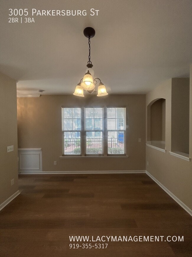 Building Photo - 3005 Parkersburg St