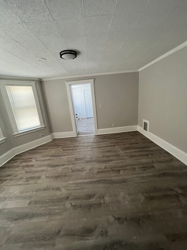 Building Photo - 283 Wilbraham Rd