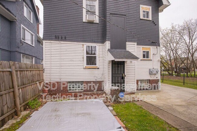 Building Photo - 12339 Chesterfield Ave