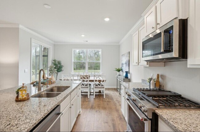 Foto del edificio - 177 Cherry Grove Dr