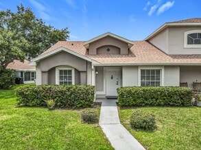 Building Photo - 14851 Laguna Beach Cir