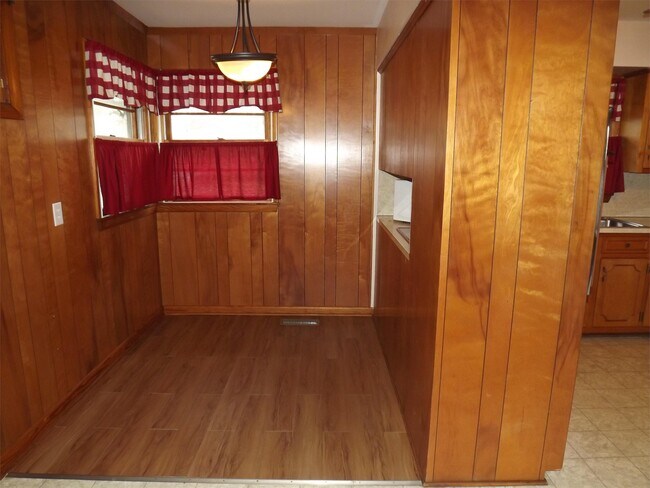 Foto del edificio - 1604 Belmont Dr