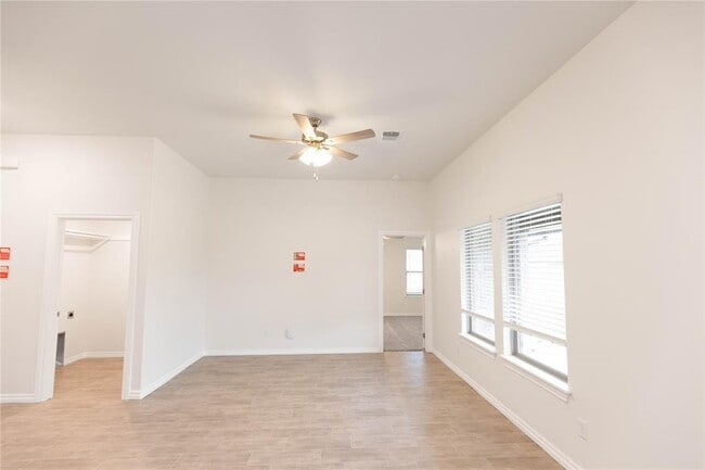 Building Photo - 9228 NW 86th St