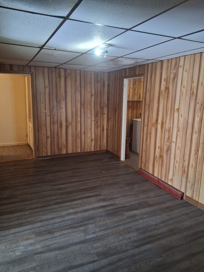 Building Photo - 210 29th St