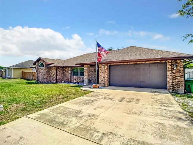 Building Photo - 913 Fort Smith Blvd