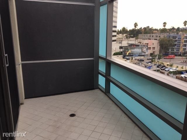 Building Photo - 12026 Wilshire Blvd