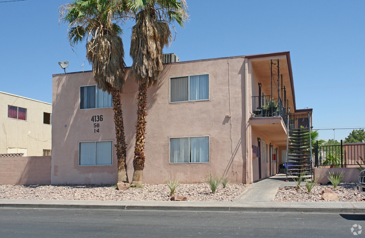 41204136 Silver Dollar Ave, Las Vegas, NV 89102 Apartments in Las