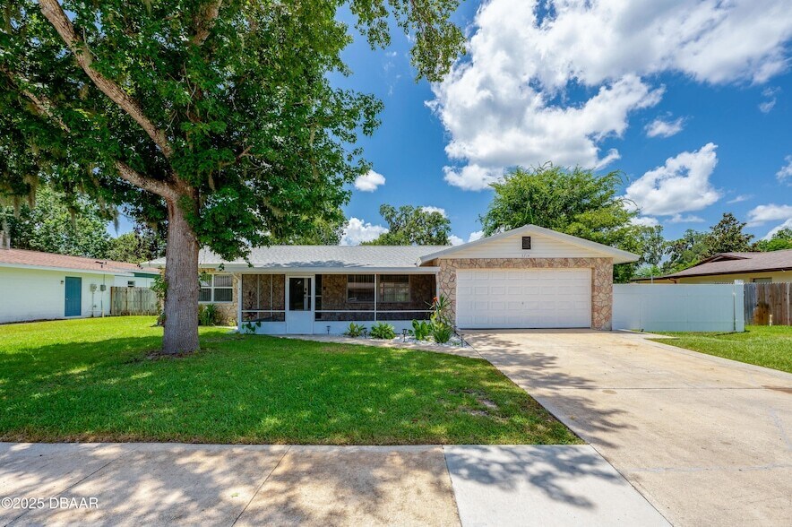 Foto principal - 3714 Paige St