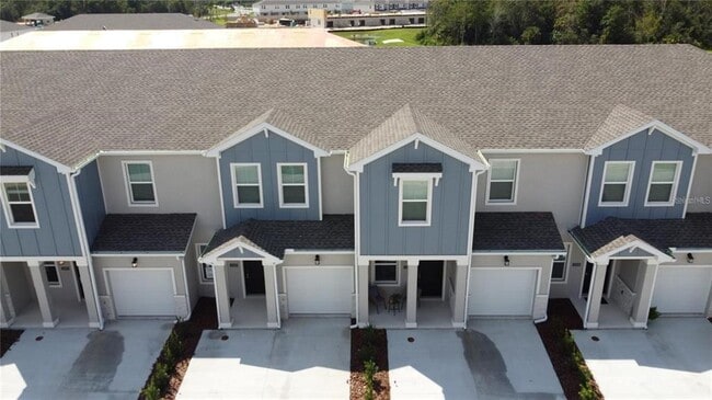 Building Photo - 2500 Skyline Lp