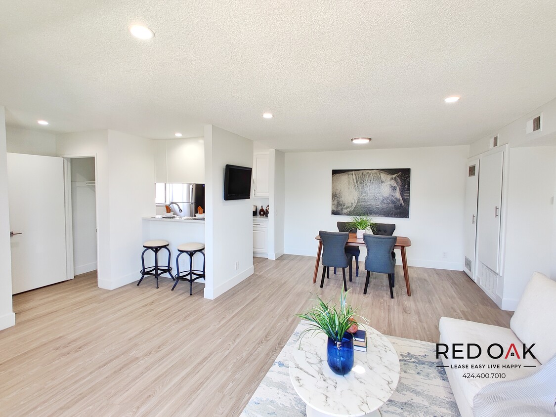 Foto principal - 845 E 28th St