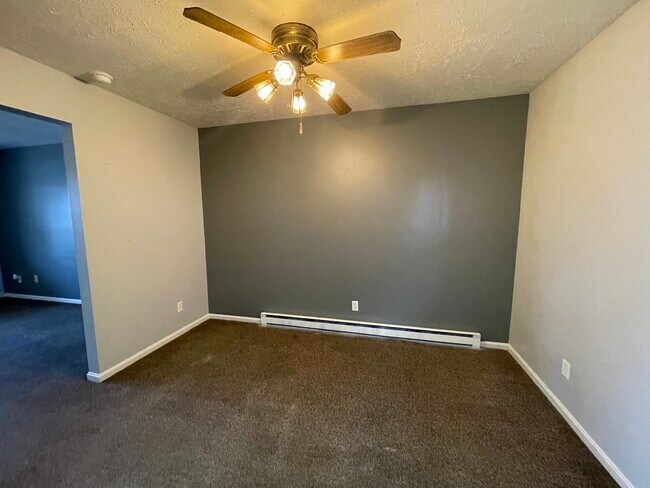 Foto del edificio - 1339 E Defenbaugh St