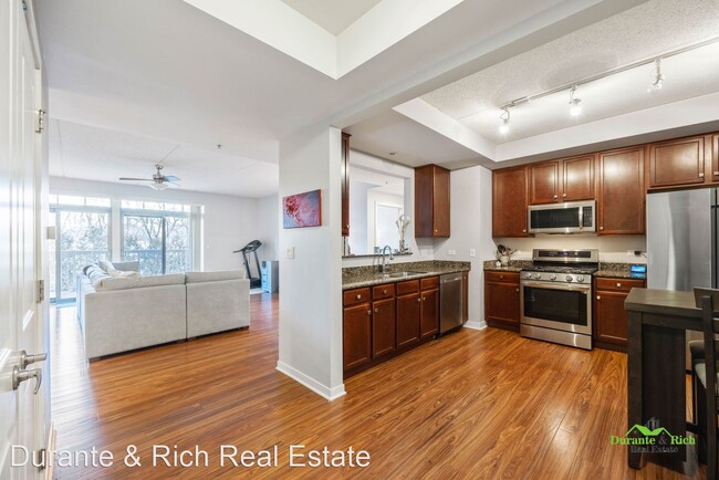 Building Photo - 2 br, 2 bath House - 425 Benjamin Drive #205