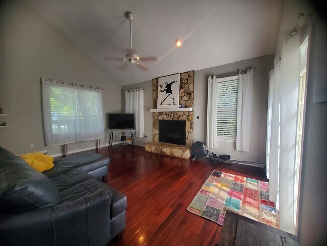 Foto del edificio - 4428 Briton Cir