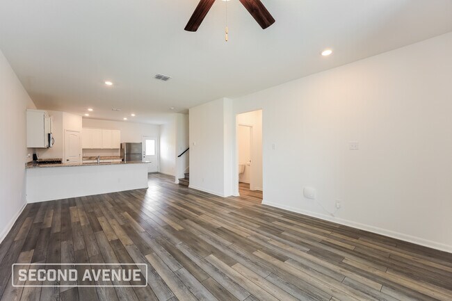 Foto del edificio - 10907 Lafayette Lp
