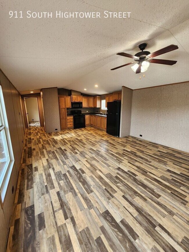 Foto del edificio - 911 S Hightower St