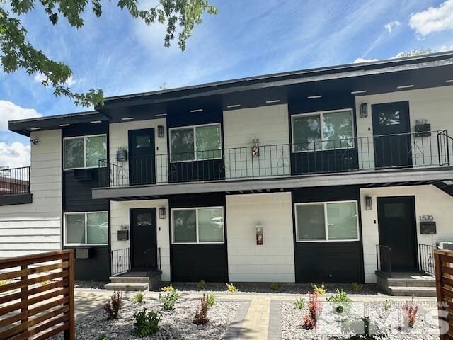 Foto principal - 1562 Lander St