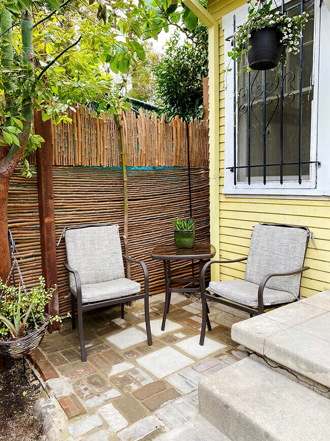 Front patio - 5714 Virginia Ave