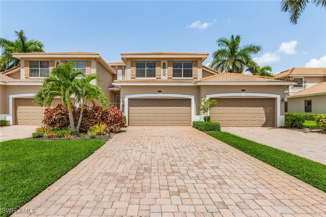 Foto principal - 10462 Smoke House Bay Dr
