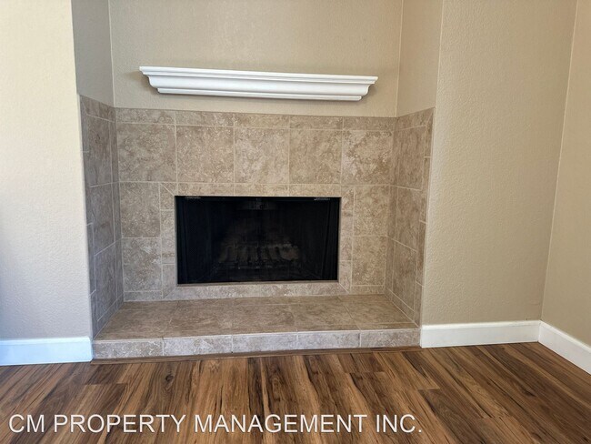 Building Photo - 2 br, 1 bath House - 5520 Sean Cir #86