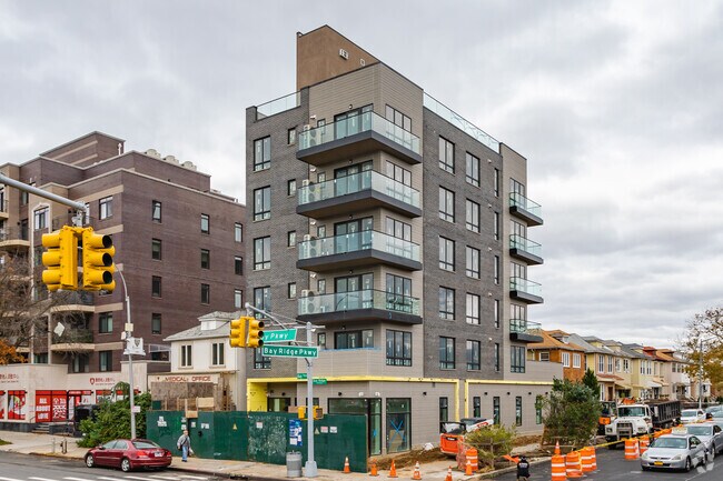 Building Photo - 7504 Bay Pky