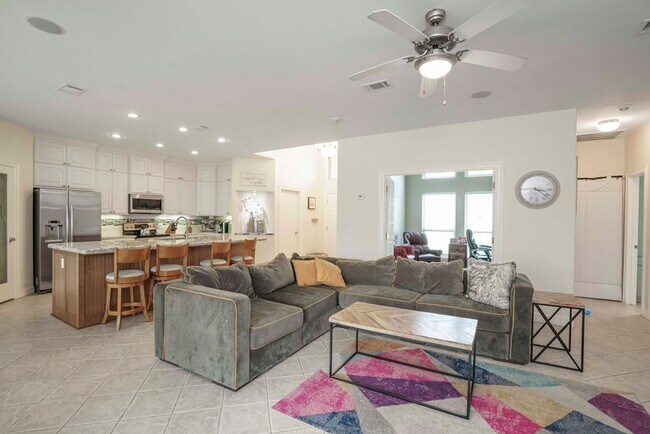 Foto del edificio - 33 Spoonbill Cove Rd