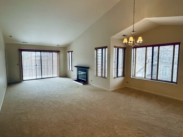 Building Photo - 484 White Oak Ln