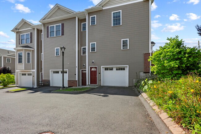 Foto del edificio - 35 Ringgold St