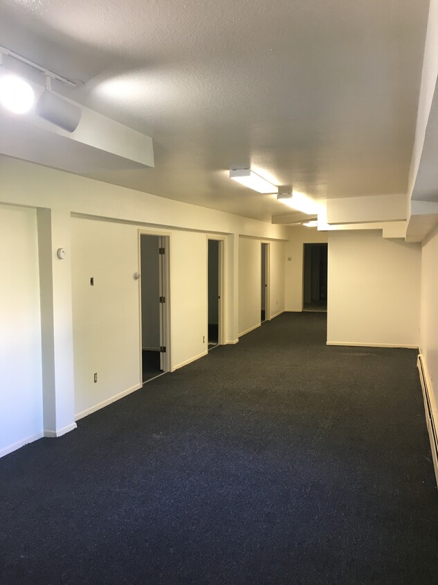 Foto principal - 417 E 11th Ave