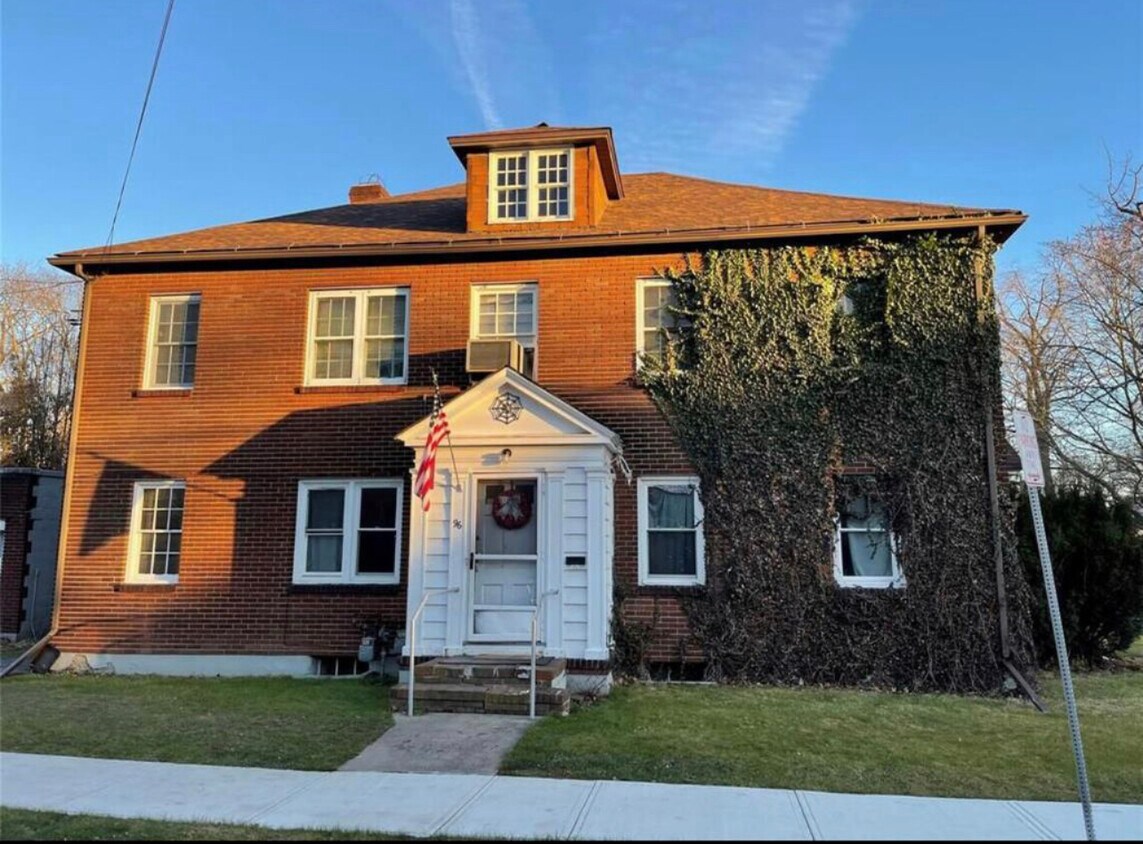 106 Grand Blvd, Binghamton, NY 13905 Townhome Rentals in Binghamton